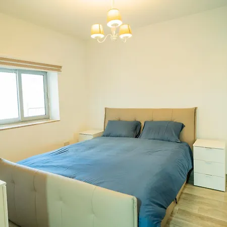 Ciuris House Malta Apartman *